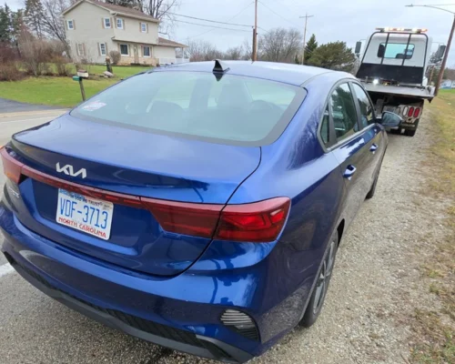 KIA Car flatbed towing